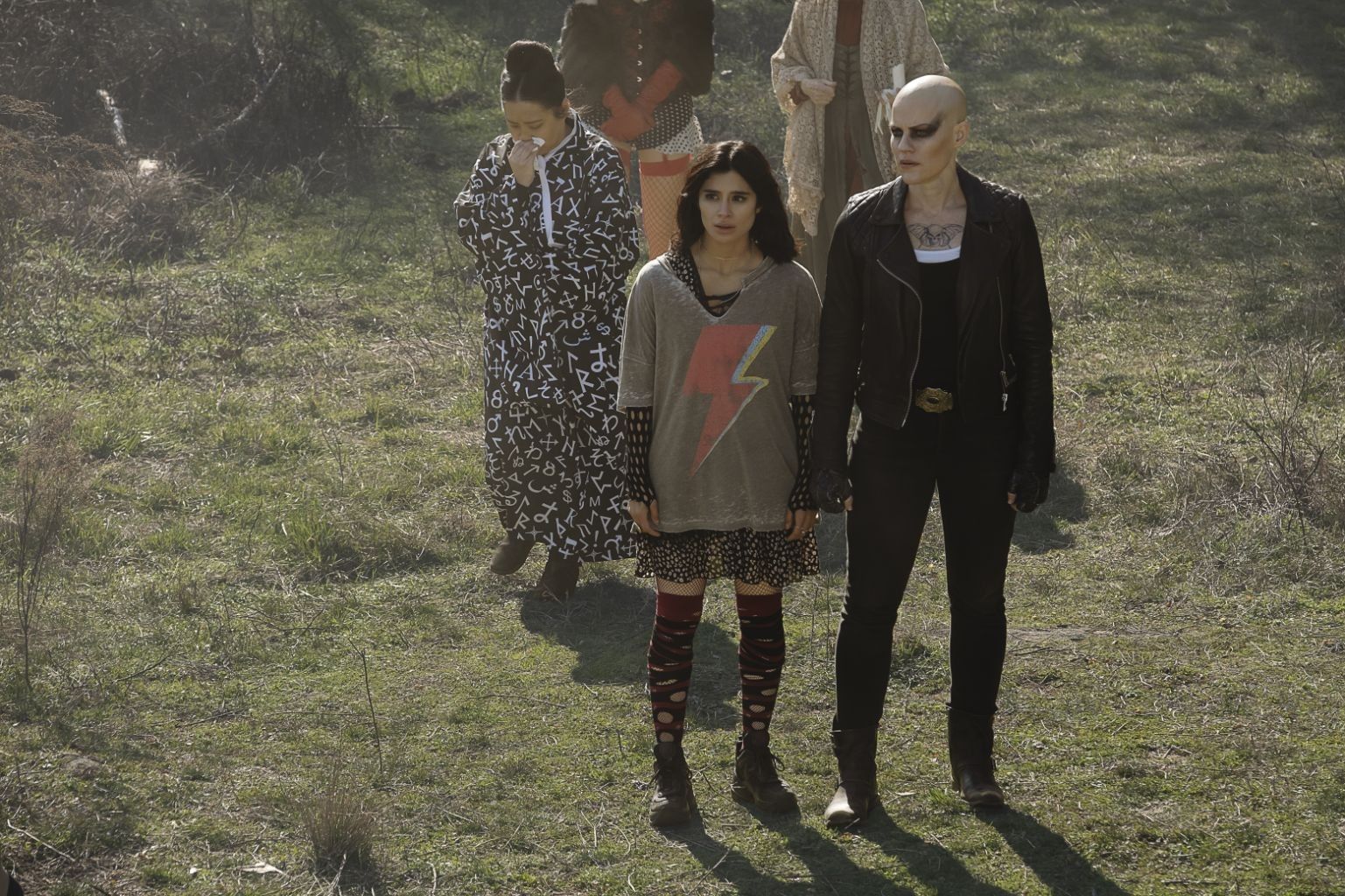 „Doom Patrol” sezon 2. – zdjęcia z szóstego odcinka