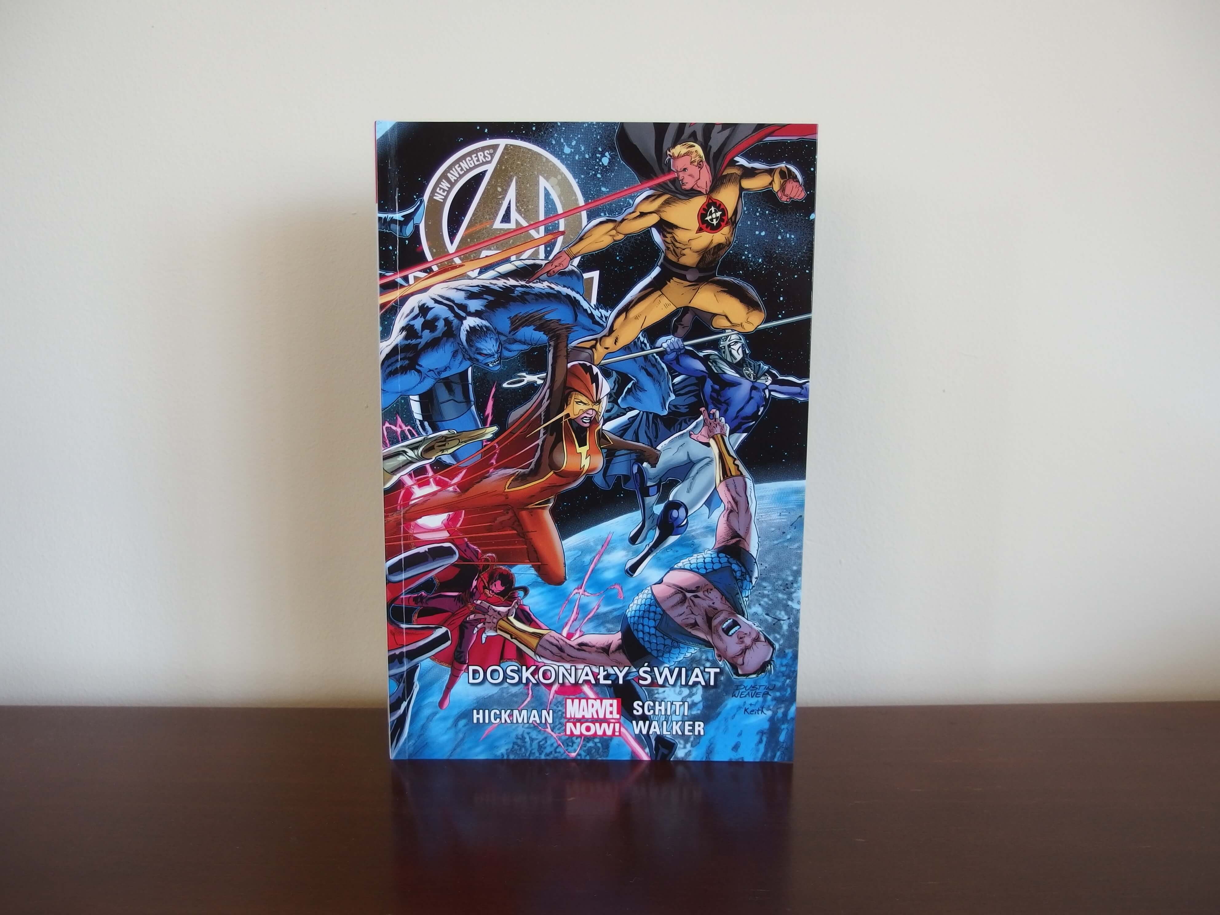 New Avengers tom 4: Doskonały świat
