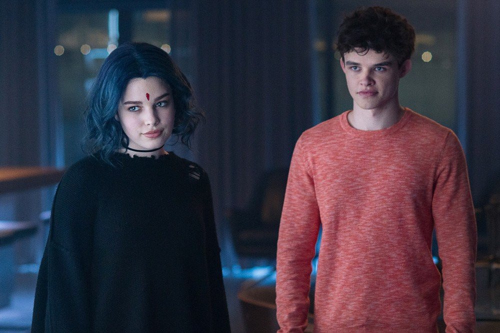 titans-s02e02 (5).jpg