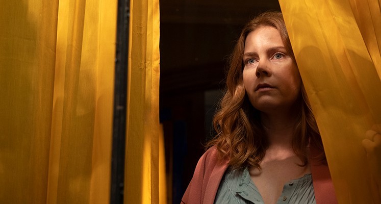 Amy Adams w filmie Kobieta w oknie