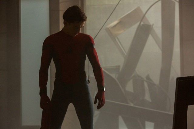 Świętujcie urodziny Toma Hollanda z nowymi fotkami ze „Spider-Mana: Homecoming”
