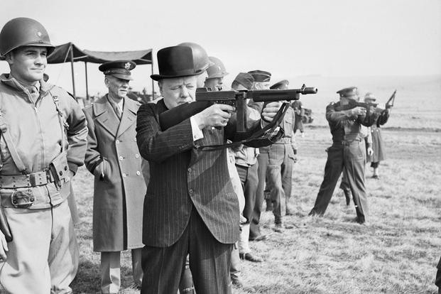 Winston Churchill foto za serwisem WIkimedia Commons.jpg