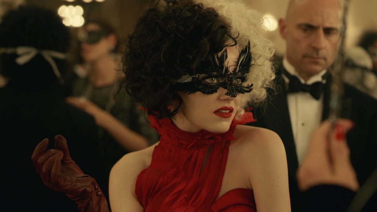 Emma Stone w filmie Cruella