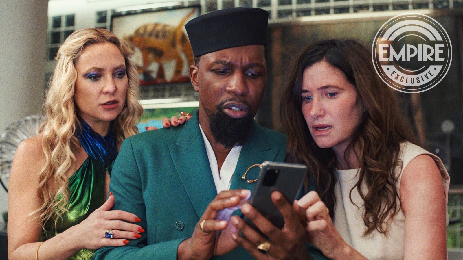 Kate Hudson, Leslie Odom Jr. i Kathryn Hahn w filmie Na Noże 2 dla Netflix.jpg