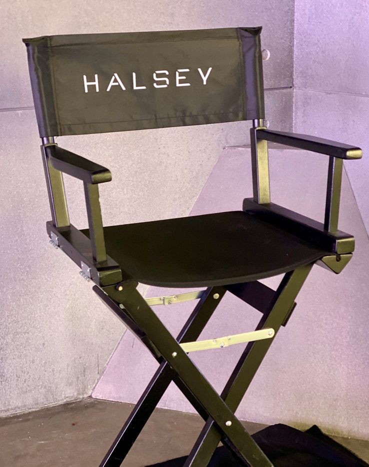 halotv-halsey-chair-waypoint-507c65c6cec54be08eeaa42b12a57e89.jpg
