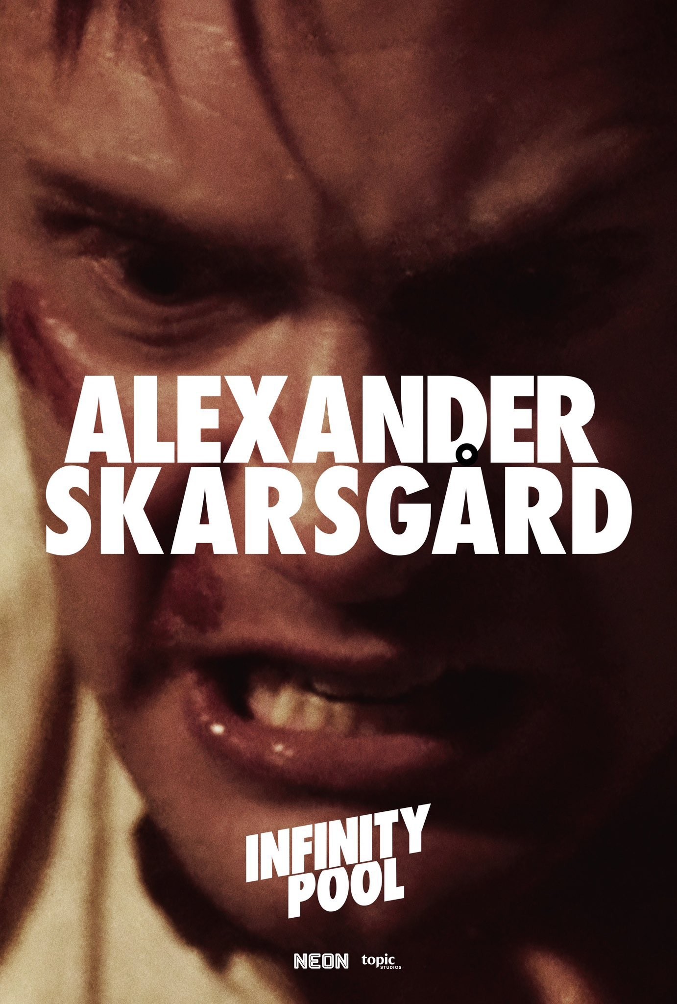 Infinity-Pool-nowy-plakat-Alexander-Skarsgard.JPG