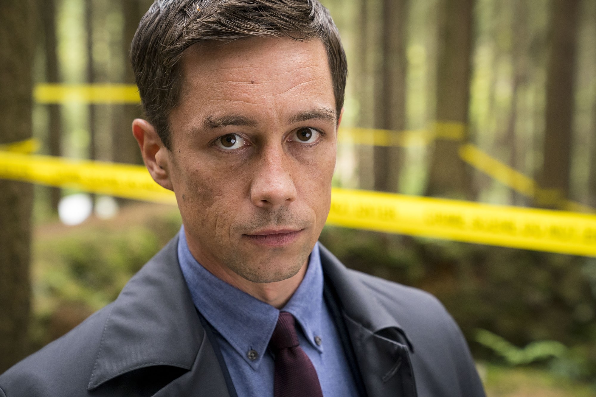 Killian Scott jako Rob Reilly w serialu Dublin Murders