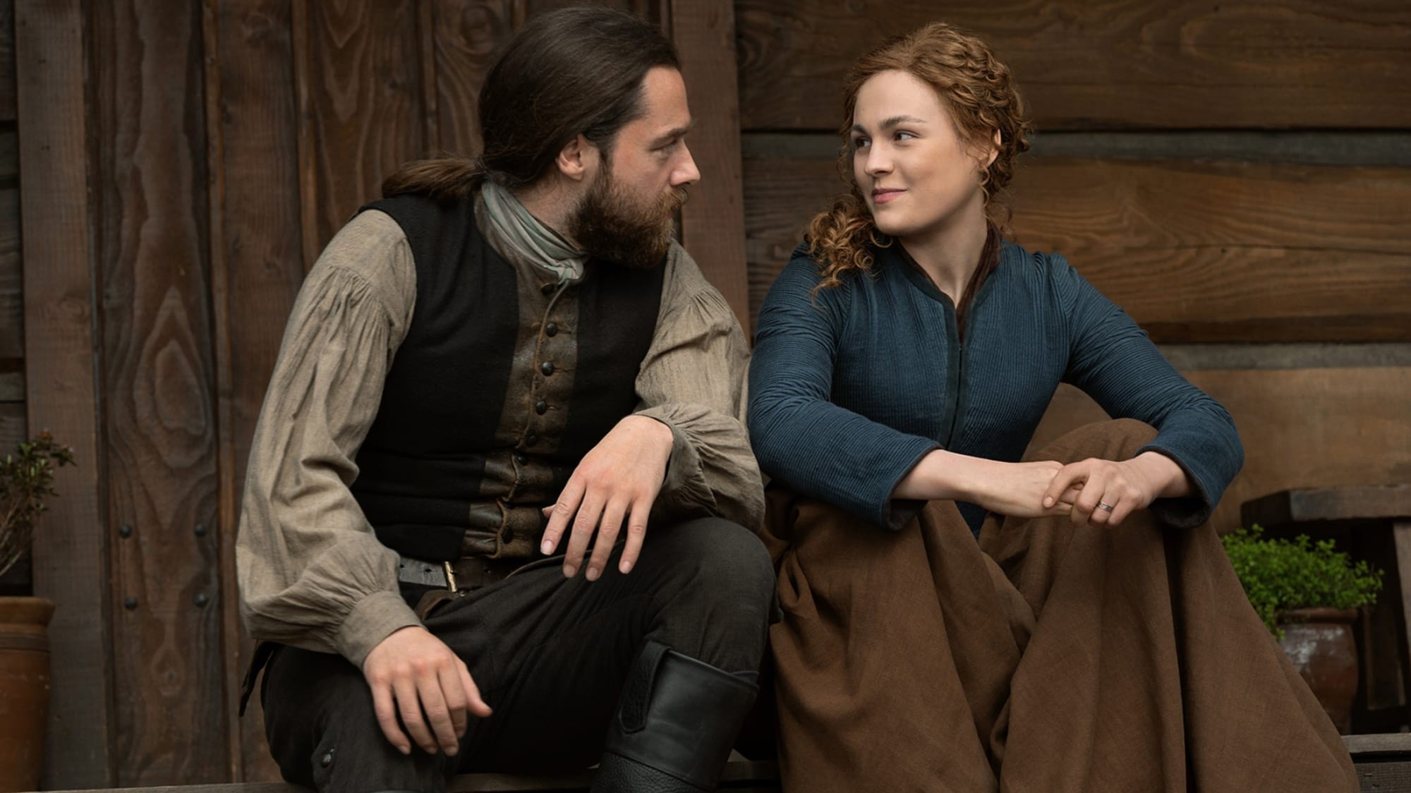 outlander-sezon-6-roger-brianna