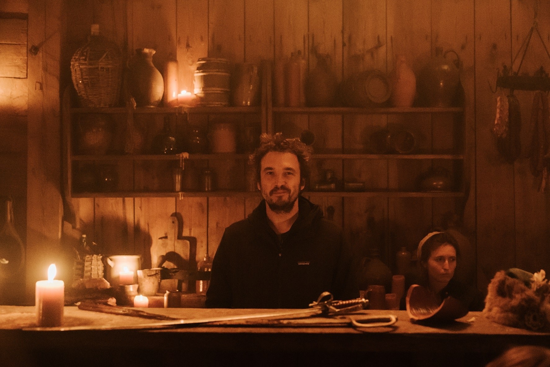 Paweł Maślona na planie filmu KOS; fot. Łukasz Bąk-min.jpg