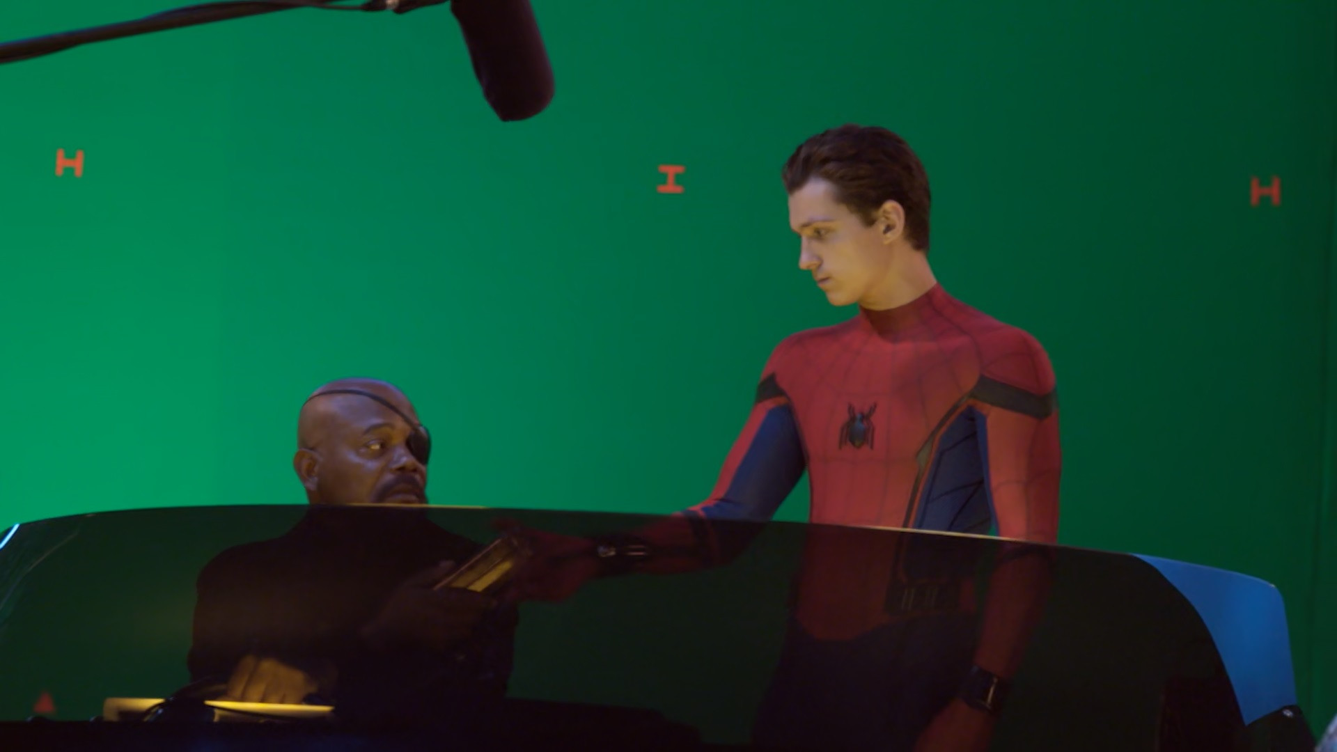Odkryjcie kulisy filmu „Spider-Man: Daleko od domu” – nowe zdjęcia z planu