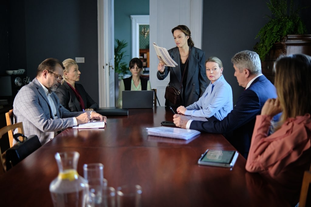 tajemnica zwodowa sezon 2 odcinek 10 (11)-min.jpg