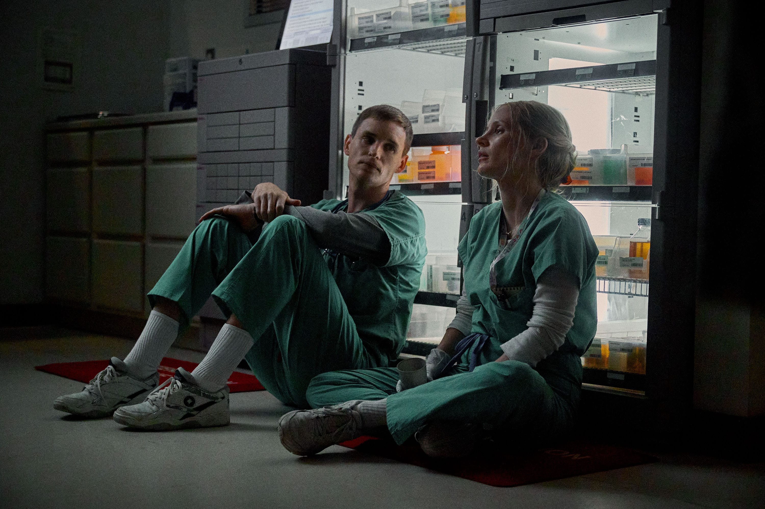 Eddie Redmayne i Jessica Chastain w filmie The Good Nurse dla Netflix